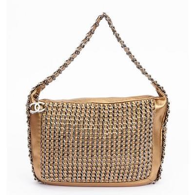 lux chain shoulder bag