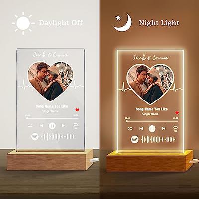 Personalized Gifts for Her Girlfriend - Heart Night Light with Picture,  Wedding Engagement Birthday Gifts for Girlfriend Her Wife Couple Boyfriend