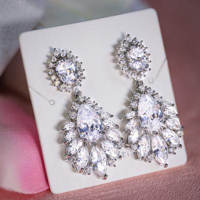 Cheap 1 Pair Women Vintage Emerald Droplet Earrings Rhinestones Inlaid  Earrings Fashion Jewelry Temperament Long Earrings Birthday Wedding Jewelry  Gifts | Joom