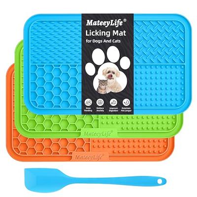 CIICII Large Lick Mat for Dogs & Cats, 10.3 * 8.3 Inch Dog Slow Feeder  Licking Mat with Suction Cups (Blue Dog Lick Mat + Orange Spatula) for Dog