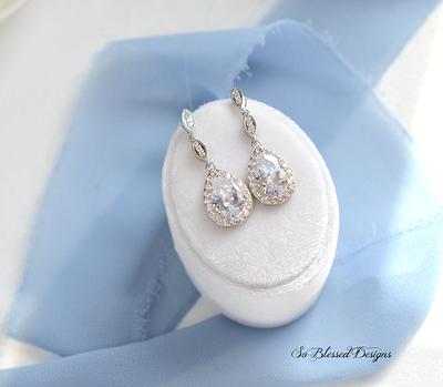 Sterling silver blossom adorn creamy white drop pearl earring studs –  Freshwater Creations