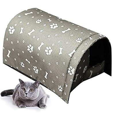 Insulated Winter Cat House for Multiple Cats