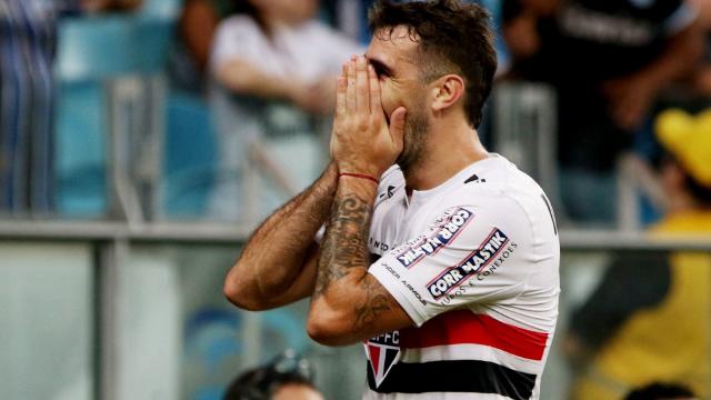 Lucas Pratto Gremio Sao Paulo Brasileirao Serie A 15112017