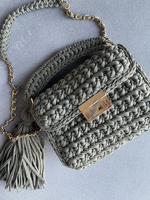 Women's Hand Woven Handbags