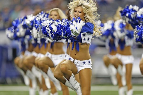 8711d5cdfaebc8b26bba37f5755fce3b--dallas-cheerleaders-arielle.jpg.cf.jpg