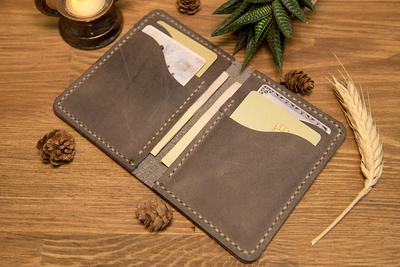 Personalized Leather Vertical Wallet Gift / Brown Leather Card 