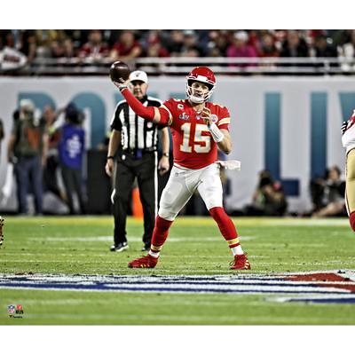 Patrick Mahomes Texas Tech Red Raiders Unsigned Throwing Photograph