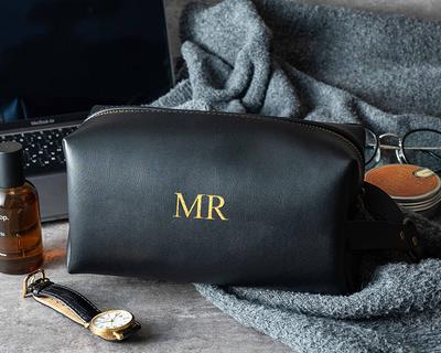 Personalized Groomsmen Gift, Cusotm Leather Toiletry Bag, Leather Dopp Kit,  Men's Shaving Kit