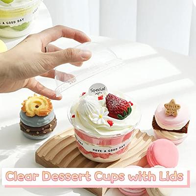 Clear Plastic Dessert Cups with Lids 8 oz (Set of 50) Small Disposable  Parfait Cup, Dome Lid - No Hole, 8-Ounce Party Fruit Containers, Banana  Pudding