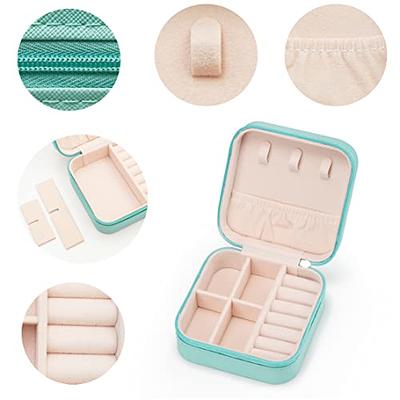 MFXIP Travel Jewelry Case Small Jewelry Box Jewelry Organizer Storage Case  Portable PU Leather Mini Jewelry Travel Case for Girls Womens Earring