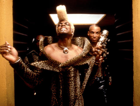 Chris Tucker in ‘The Fifth Element’ (Everett)