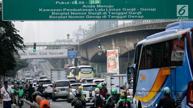 Masa Transisi DKI Jakarta Motor dan Mobil  Kena  Ganjil  Genap 