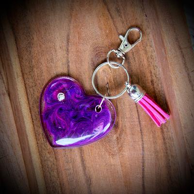 Y2K Aesthetic Heart Keychain Cute Enamel Keychain in Pink 