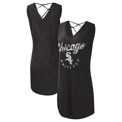 Chicago White Sox G-III 4Her by Carl Banks Women's Dot Print V-Neck Fitted  T-Shirt - White