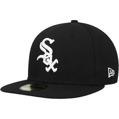 FANATICS Men's Fanatics Branded Navy/Red Chicago White Sox Cooperstown  Collection Cuffed Knit Hat with Pom