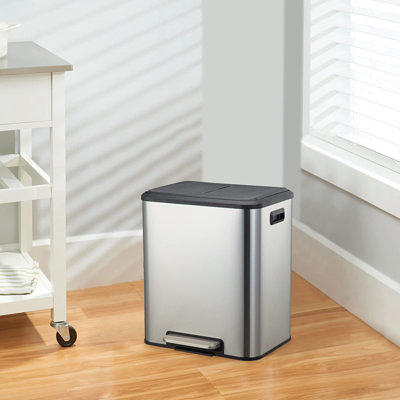 Suncast Metal Indoor Trash Can - 30 Gallon Black PC Lid / Silver PC Base  MTCIND3003 from Suncast - Acme Tools