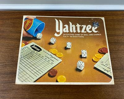 Vintage/ 1982/ Yahtzee/ Dice Game/ Milton Bradley/ Hasbro/ Complete/ Good  Condition 