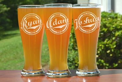 Groomsman Beer Glasses Set of 4, Personalized Pilsner Glass, Engraved Glass,  Wedding Beer Glass, Personalized Beer Glass, Custom Beer Glass 