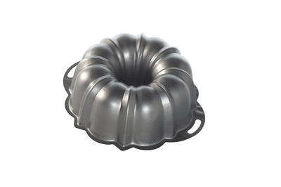 Nordic Ware Nonstick Aluminum Proform Bundt Pan, 11.8 x 10.4 x 3.6, Gray  - Yahoo Shopping