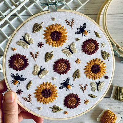 Beginner Embroidery Kit, Easy Embroidery Kit for Beginners, Embroidery,  Flower Embroidery Kit, Dried Flowers, Needlepoint Kits, DIY 