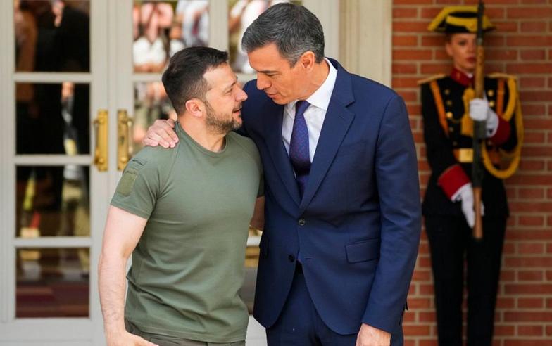 Zelenskyy gets more air defence missiles from Spain in fight against Russia