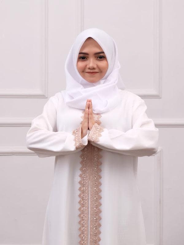 FOTO: Gaya Syahiba Saufa dalam Balutan Hijab, Makin Cantik