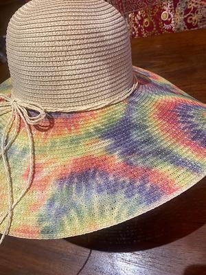 Traditional Cotton Sun Hat with Red Piping and 6-Inch Brim