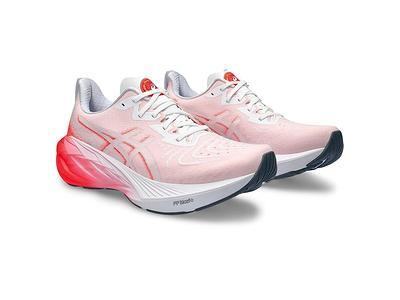 Asics Novablast 4