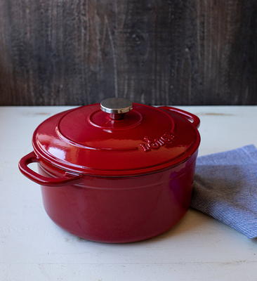 Lodge 5.5 Quart Enameled Cast Iron Dutch Oven, Red 