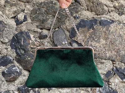 Liliana Translucent Emerald Lime Mint Green Box Clutch Purse – Hirmz Store