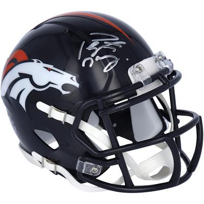 : Russell Wilson Denver Broncos Autographed Riddell 2022 Salute  To Service Speed Mini Helmet - Autographed NFL Mini Helmets : Collectibles  & Fine Art