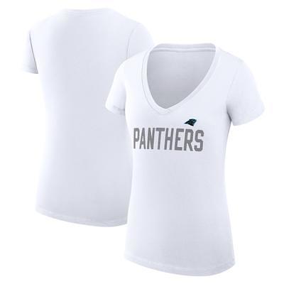 Women's G-III 4Her by Carl Banks White Philadelphia Eagles Heart Graphic V-Neck Fitted T-Shirt Size: Small