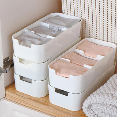 Plastic Makeup Organizer - ApolloBox