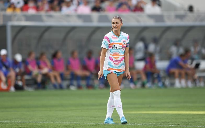 【足球專欄】最「美」女將Alex Morgan高掛球靴