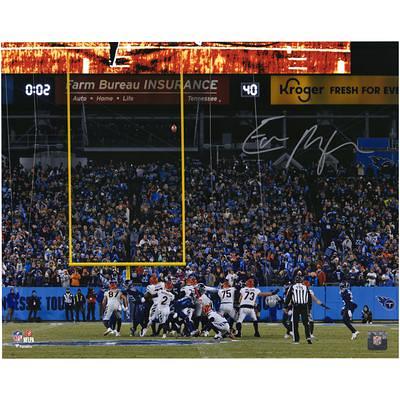 Joe Burrow Cincinnati Bengals Autographed 16 x 20 White Jersey Throwing Horizontal Photograph