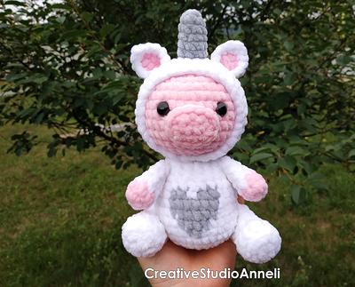 Cute pig stuffed animal - Kawaii piggy plush - Handmade soft toy – Flat  Bonnie