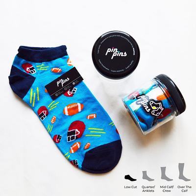 Waffle House Men's 3-Pack of Crew Socks with Novelty Gift Box, Sizes 8-12 -  Walmart.com