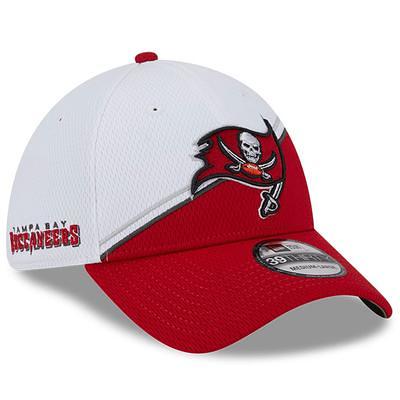 Men's New Era White/Red Tampa Bay Buccaneers Banger 9FIFTY Trucker Snapback Hat