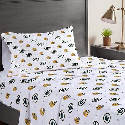 Green Bay Packers Frosty Fleece Blanket