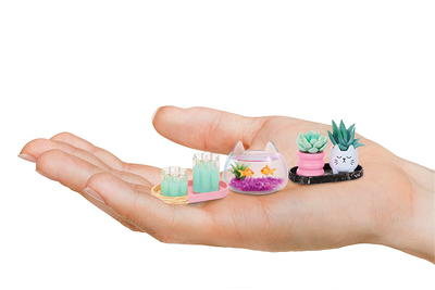 Mga's Miniverse - Make It Mini Lifestyle Home Series 1 Mini Collectibles  Resin Play, Mini Plants, Birdhouses, Bouquets : Target