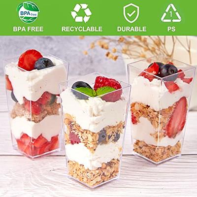 Qeirudu 50 Pack 8 oz Square Plastic Dessert Cups with Lids and Sporks,  Disposable Cake Cups Yogurt Parfait Containers for Fruit, Pudding, Mousse,  Ice