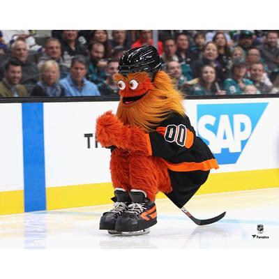 Claude Giroux Philadelphia Flyers Unsigned 2019 NHL Stadium