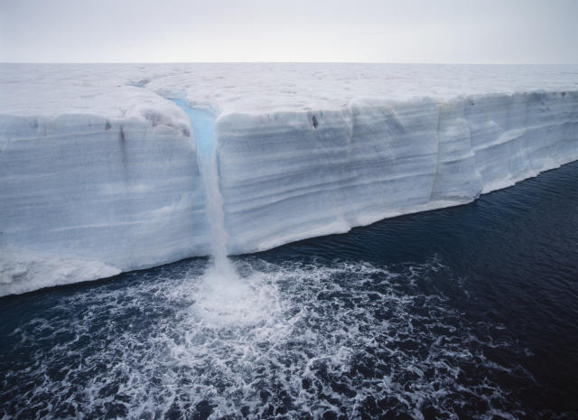 Austfonna, a melting ice cap located on Nordaustlandet in the Svalbard archipelago in Norway. (Photo: Jan Tove Johansson/Getty Images)