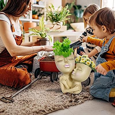 Utopia Home - Plant Pots Indoor with Drainage - 7/6.6/6/5.3/4.8 Inches Home  Decor Flower Pots for Indoor Planter - Pack of 5 Plastic Planters for