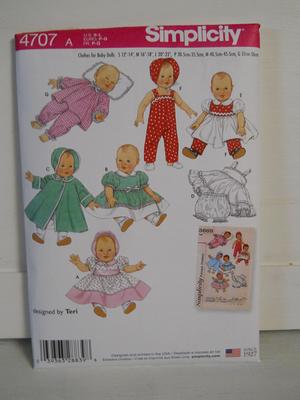 Simplicity Child and Adult Matching Apron Sewing Patterns, Sizes SL