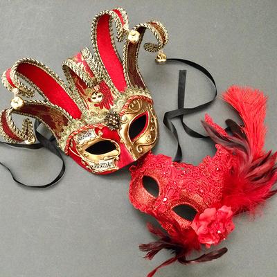 Burlesque Feather Masquerade Mask Mardi Gras Lace Masks for Women Costume  Peacock Feather Masks Venetian Brocade Mask (Gold Black) - Yahoo Shopping