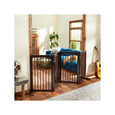 Configurable clearance pet gate