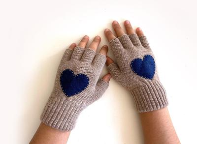Woman Fingerless Gloves, Heart Mittens, Valentines Day Gift, Handmade Gifts,  Gifts For Her, Texting Couple Valentine Clothing - Yahoo Shopping