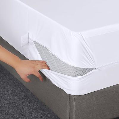 Utopia Bedding  Bamboo Waterproof Breathable Mattress Protector