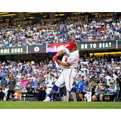 Brandon Crawford San Francisco Giants Unsigned Prepares to Bat Vertical Photograph